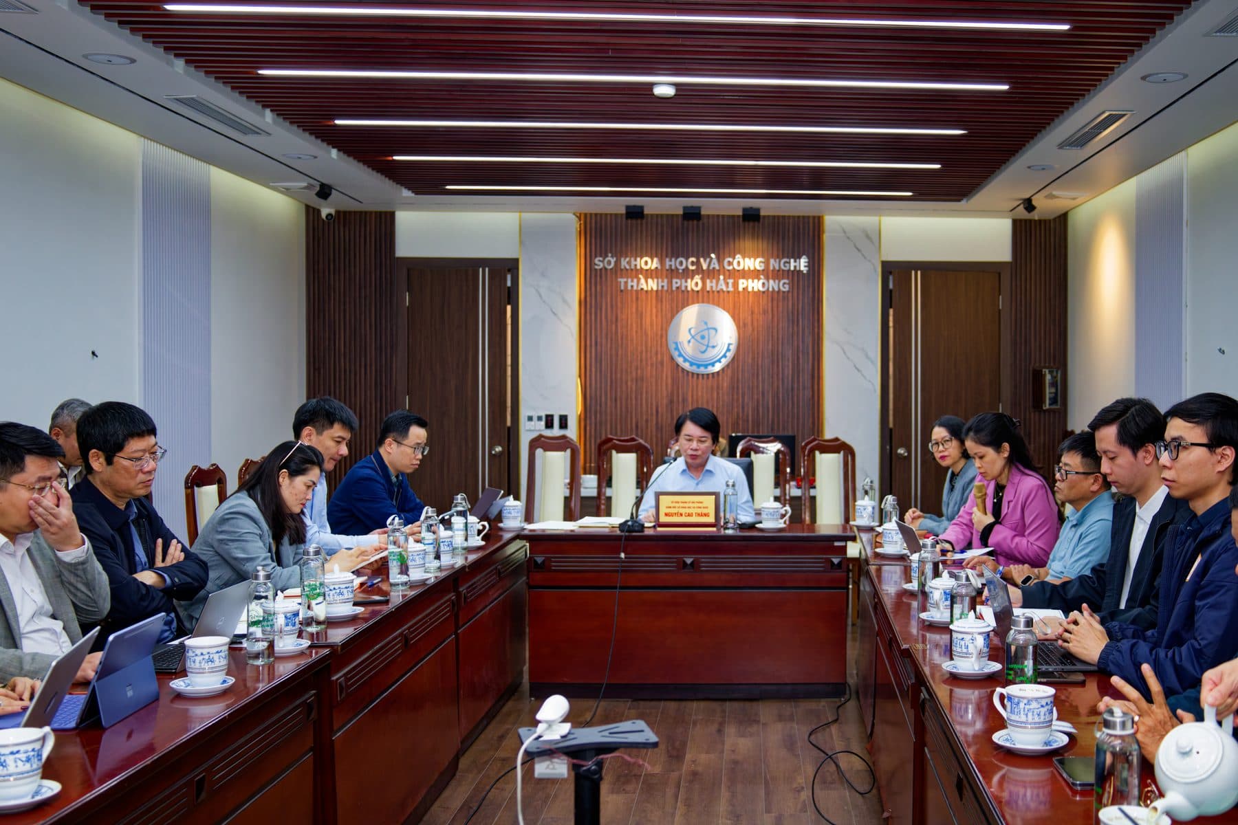 Dữ liệu nhu cầu phải quay lại phục vụ vận hành